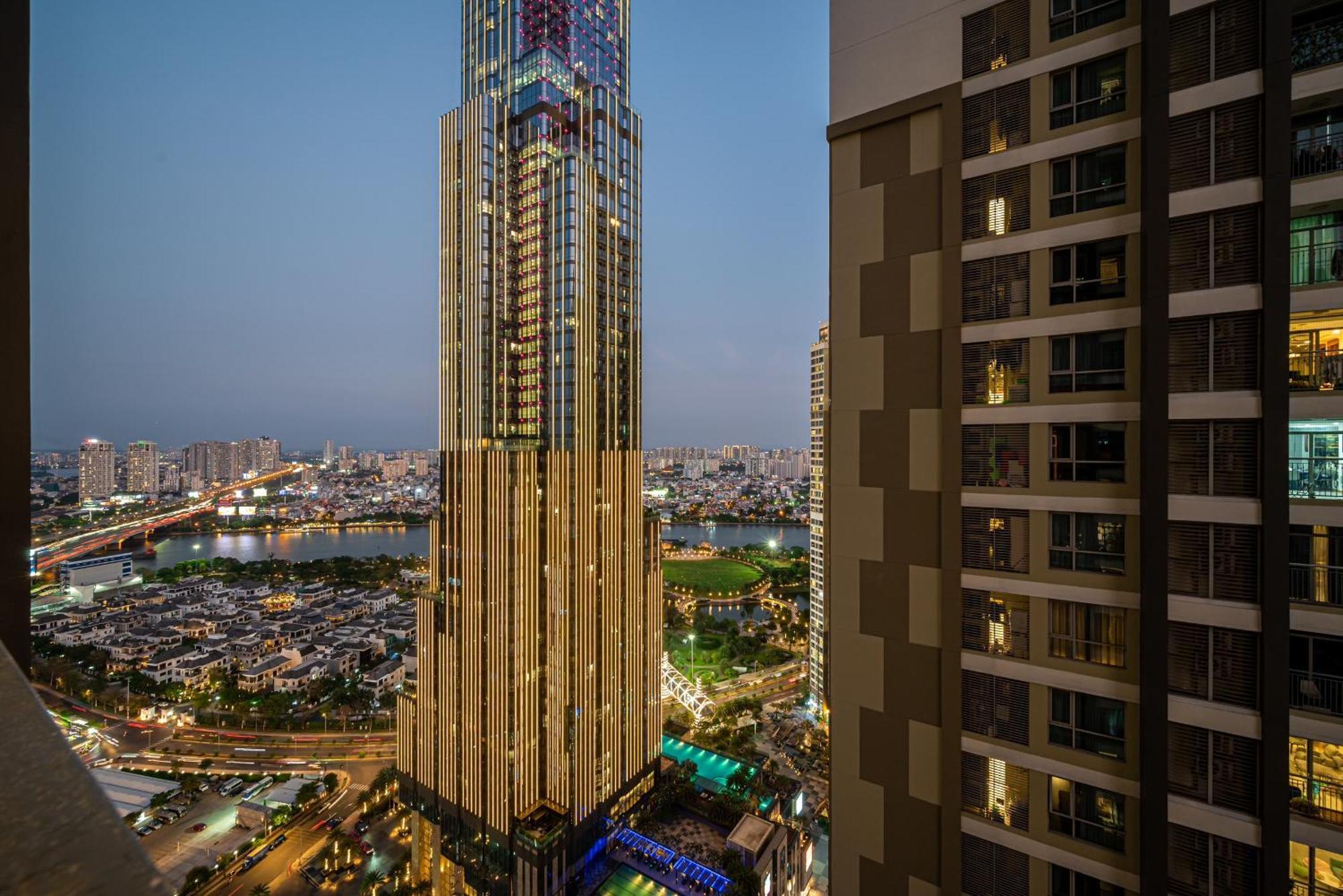 הו צ'י מין סיטי Luxury Apartment At Vinhomes Central Park מראה חיצוני תמונה