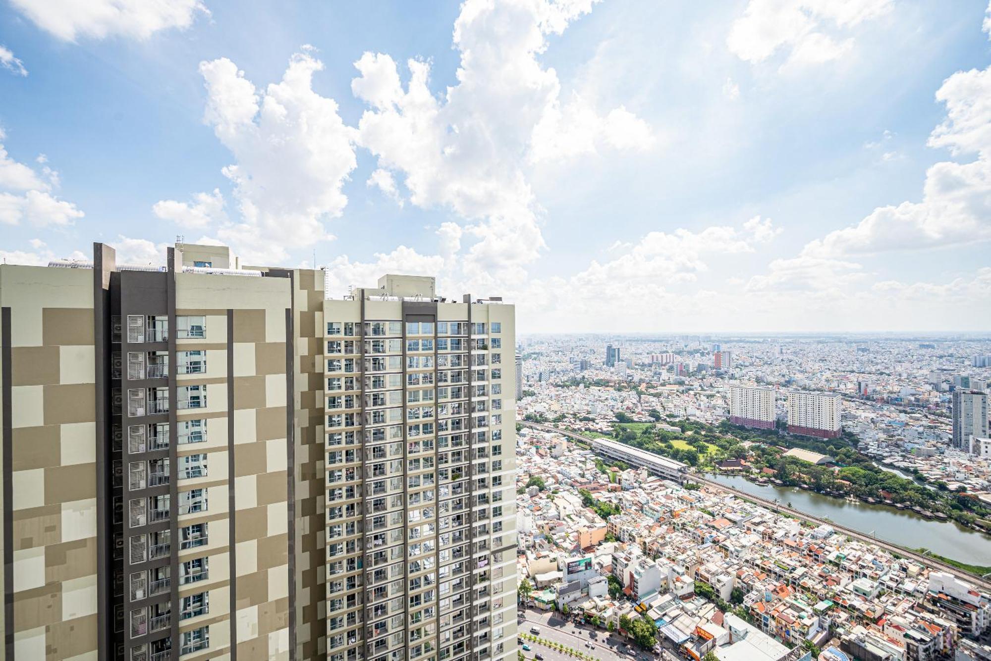 הו צ'י מין סיטי Luxury Apartment At Vinhomes Central Park מראה חיצוני תמונה