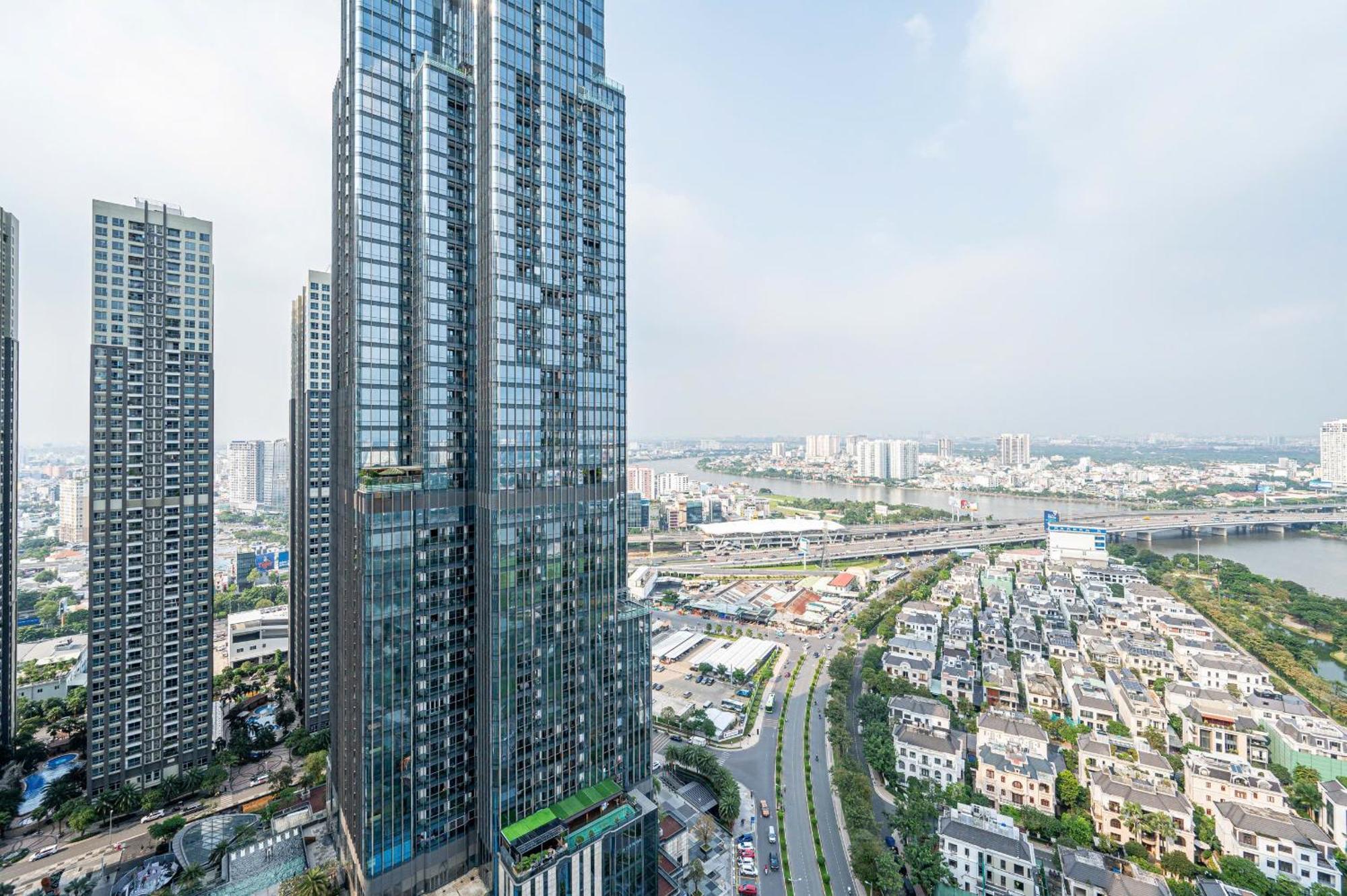 הו צ'י מין סיטי Luxury Apartment At Vinhomes Central Park מראה חיצוני תמונה